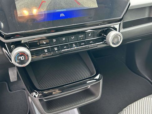 New 2027 Chevrolet Bolt LT w/ Comfort Package FWD image 23