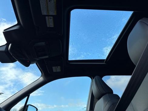 New 2025 Subaru Forester Limited image 27