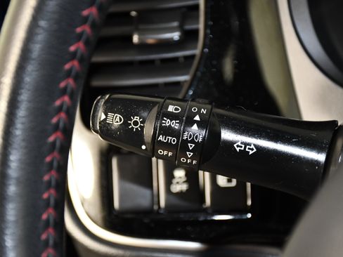 Used 2020 Mitsubishi Outlander LE AWD/4WD image 22