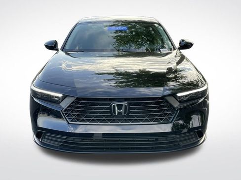 Certified 2025 Honda Accord SE image 9