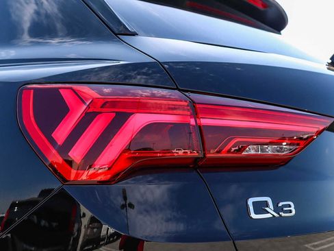 Used 2025 Audi Q3 2.0T Premium Plus w/ Premium Plus Package image 12