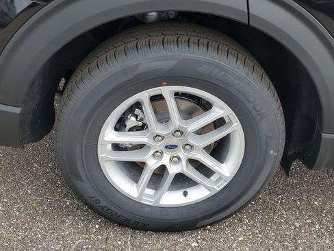 New 2026 Ford Explorer Active image 5