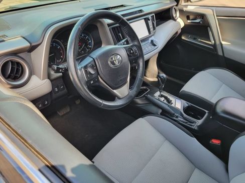 Used 2018 Toyota RAV4 Adventure AWD/4WD image 5