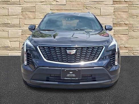 Certified 2023 Cadillac XT4 Luxury w/ Cold Weather Package AWD/4WD image 5