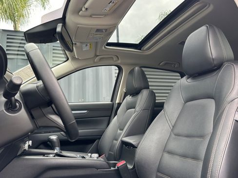 Used 2023 MAZDA CX-5 AWD 2.5 S w/ Preferred Package image 5