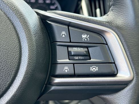 Used 2024 Subaru Outback Premium AWD/4WD image 31