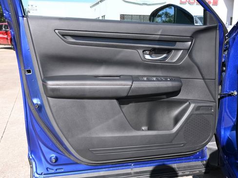 Used 2023 Honda CR-V Sport image 17