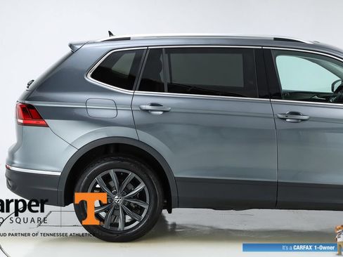 Used 2024 Volkswagen Tiguan SE w/ Panoramic Sunroof Package FWD image 50