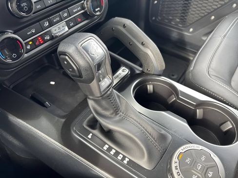 New 2026 Ford Bronco Badlands AWD/4WD image 9