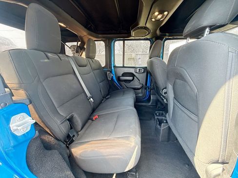 Used 2021 Jeep Wrangler Unlimited Willys image 30