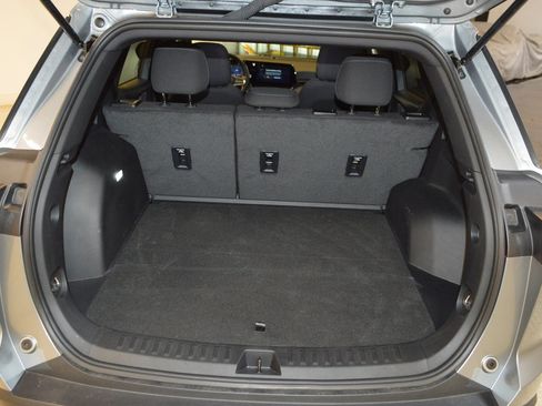 Used 2025 Chevrolet Equinox LT w/ Safety and Technology Package image 13