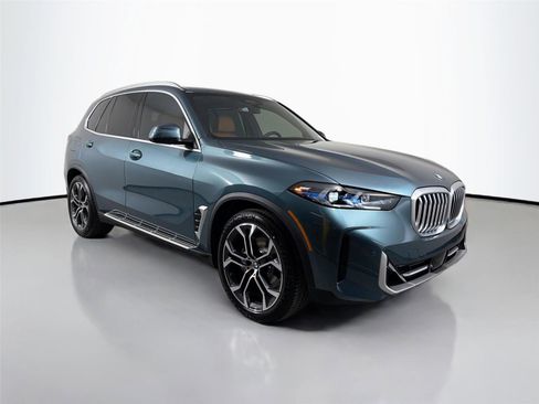 New 2026 BMW X5 xDrive40i w/ Executive Package AWD/4WD image 4