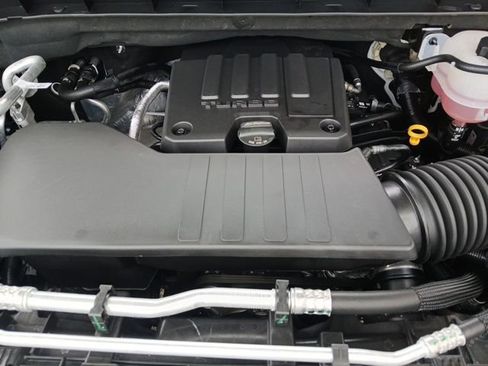 Used 2025 Chevrolet Silverado 1500 Custom RWD image 52