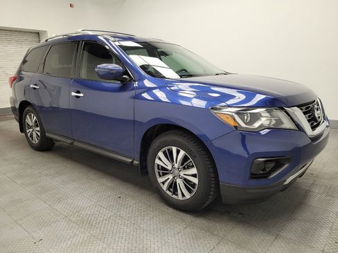 Used 2018 Nissan Pathfinder S image 11