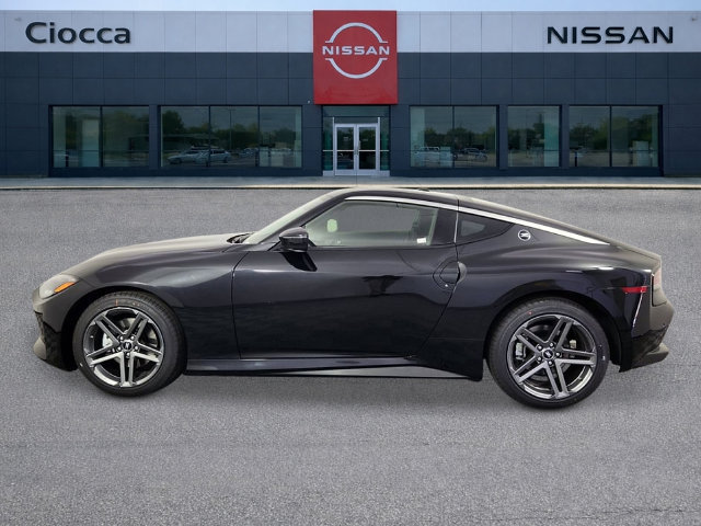 New 2026 Nissan Z Performance w/ Floor Mat Package RWD image 2