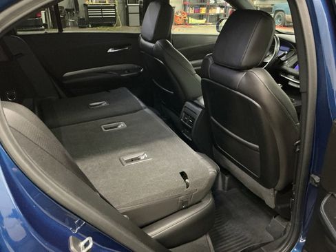 Used 2019 Cadillac XT4 Premium Luxury image 24