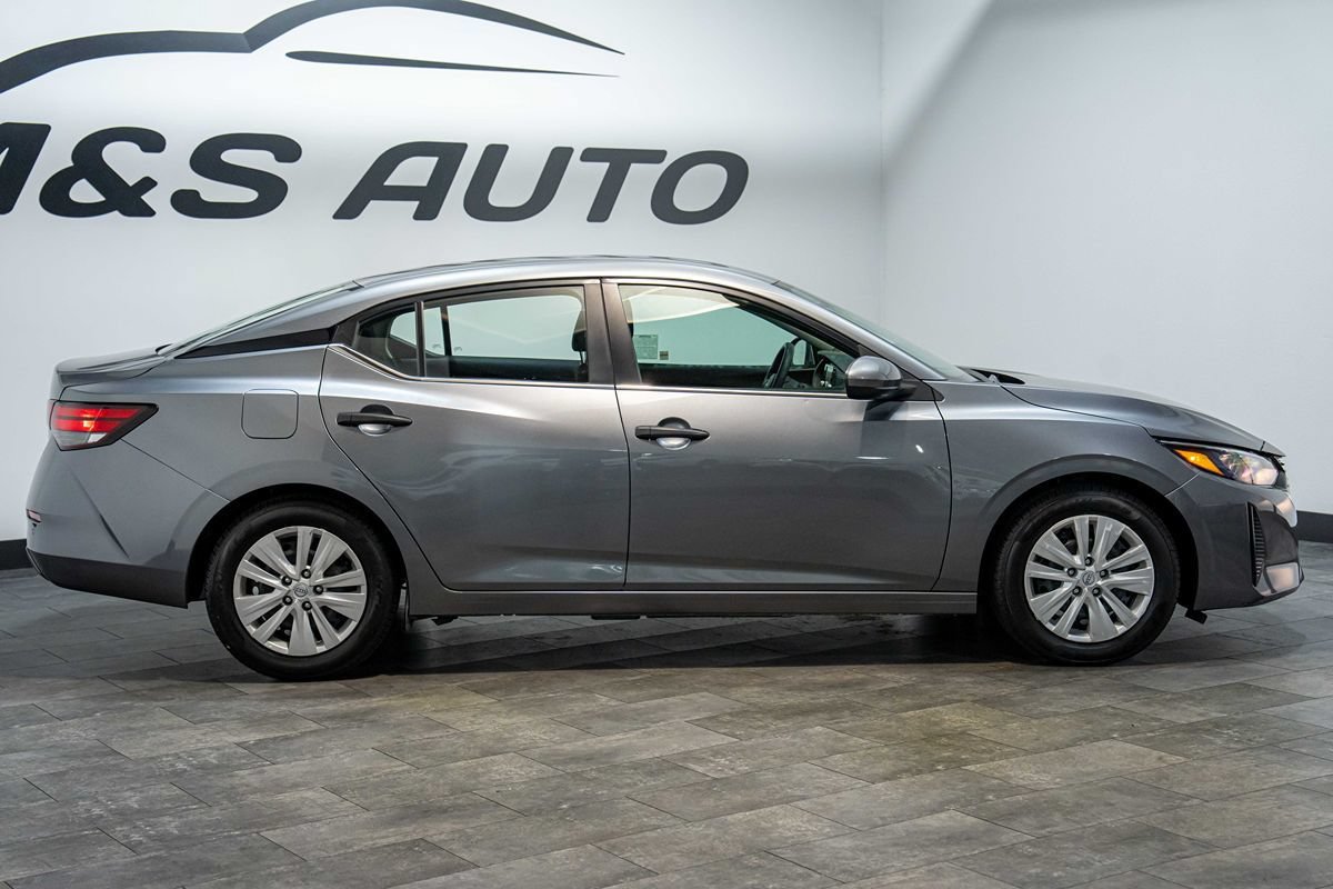 Used 2024 Nissan Sentra S FWD image 8