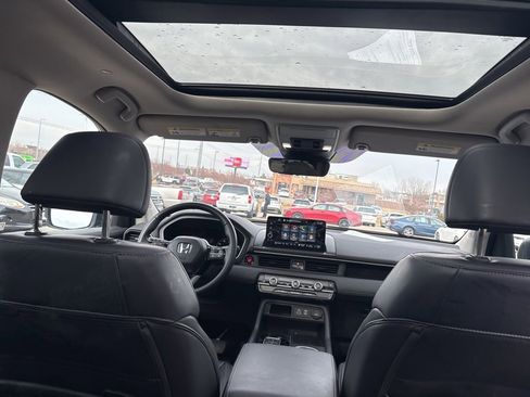 Certified 2023 Honda Pilot Touring image 30