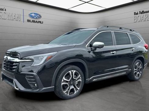 Used 2023 Subaru Ascent Touring AWD/4WD image 10