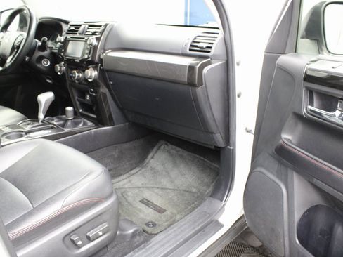 Used 2016 Toyota 4Runner TRD Pro image 25
