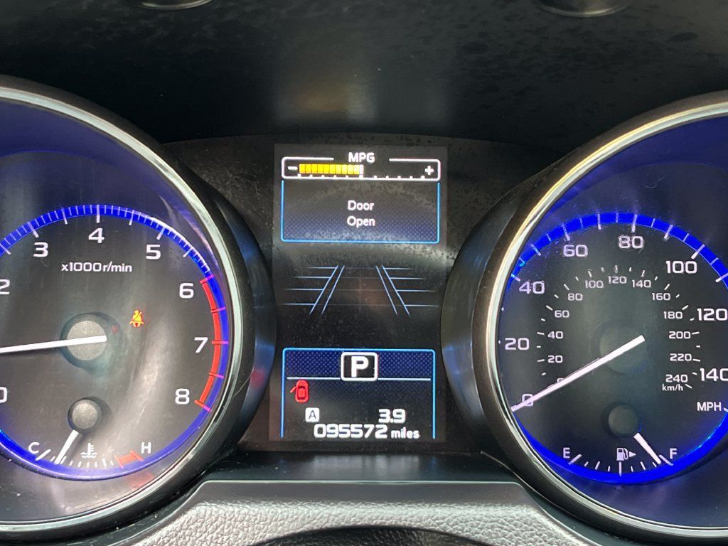Used 2017 Subaru Outback 2.5i Limited AWD/4WD image 15