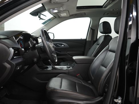 Used 2020 Chevrolet Traverse Premier w/ Redline Edition AWD/4WD image 25