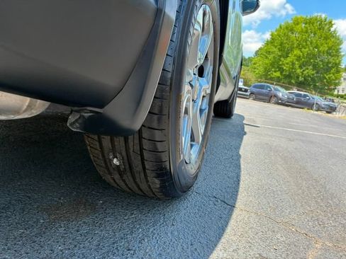Used 2019 Honda CR-V EX image 15
