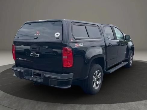 Used 2018 Chevrolet Colorado Z71 AWD/4WD image 5