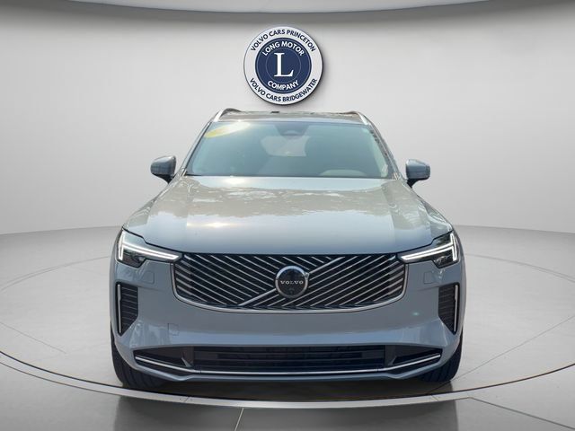 Certified 2026 Volvo XC90 B6 Plus AWD/4WD image 13
