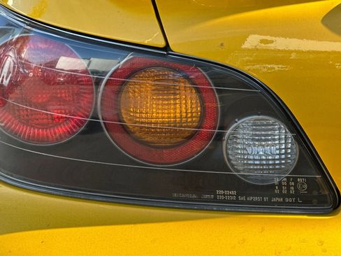 Used 2004 Honda S2000 image 34