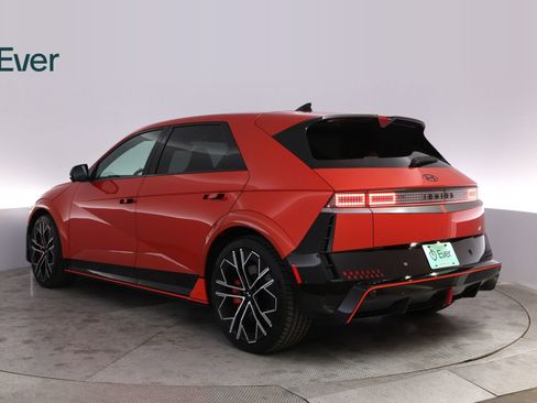 Used 2025 Hyundai Ioniq 5 N AWD/4WD image 17