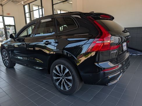 Used 2024 Volvo XC60 B5 Plus AWD/4WD image 6