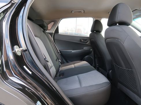 Used 2019 Hyundai Kona SE image 31