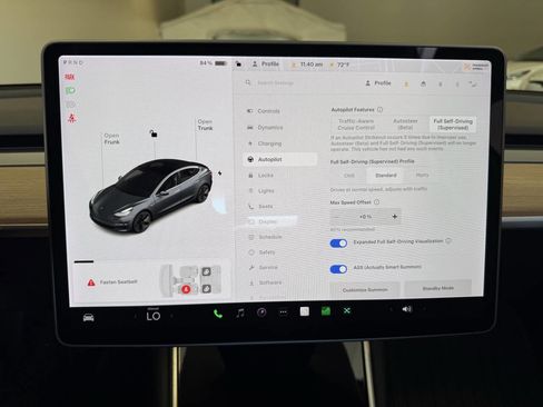 Used 2018 Tesla Model 3 Long Range RWD image 14