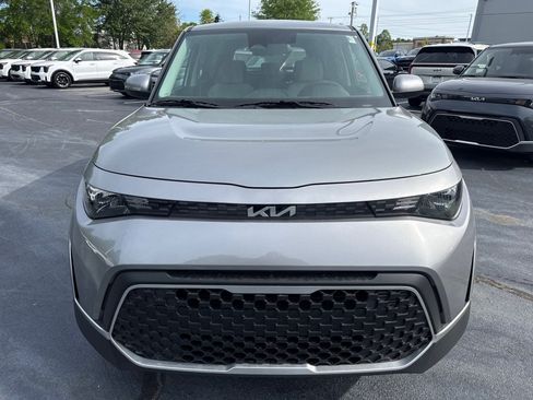 New 2025 Kia Soul LX FWD image 2