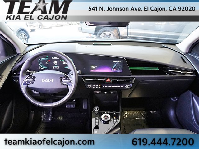 Certified 2025 Kia Niro EX FWD image 20