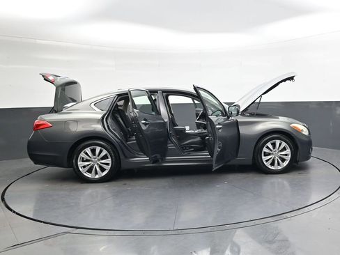 Used 2011 INFINITI M37 w/ Premium Pkg image 44