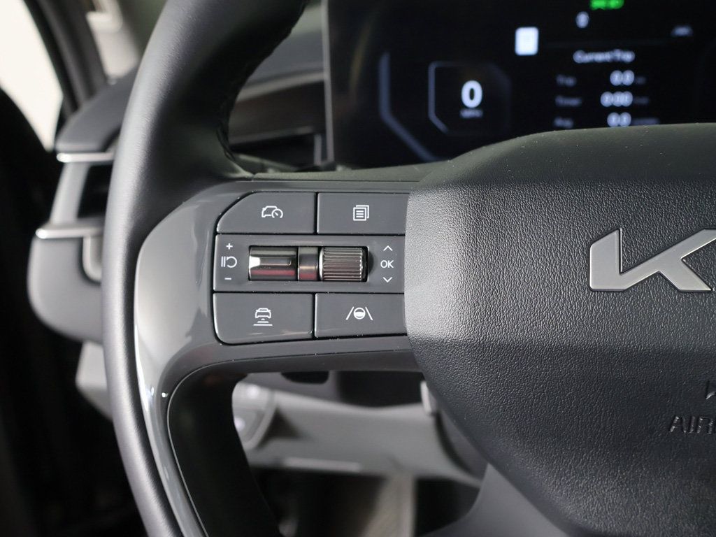 Used 2024 Kia EV9 Land AWD/4WD image 44