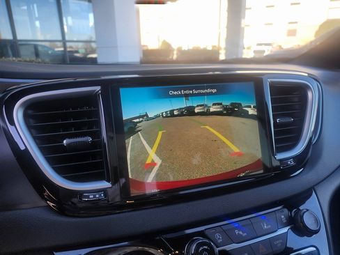 New 2026 Chrysler Voyager LX image 16