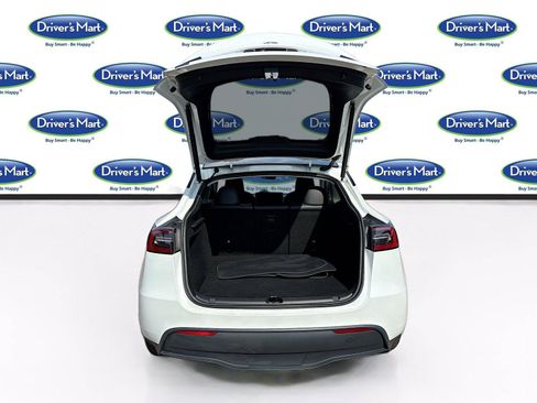Used 2023 Tesla Model Y Long Range AWD/4WD image 26