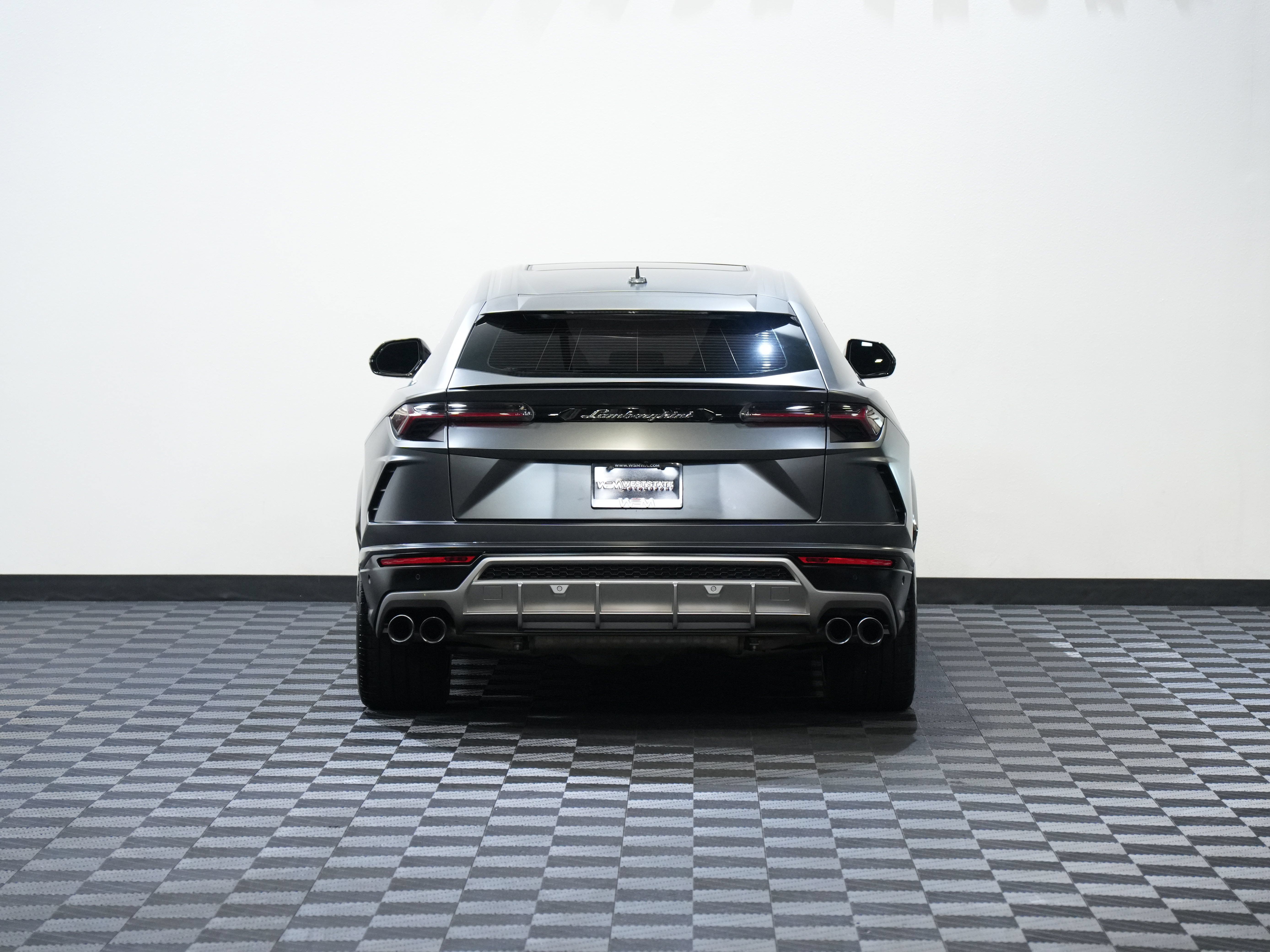 Used 2019 Lamborghini Urus AWD/4WD image 7