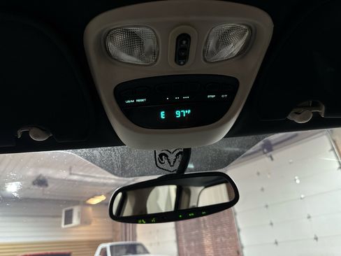 Used 2005 Dodge Ram 1500 Truck 2WD Quad Cab image 86