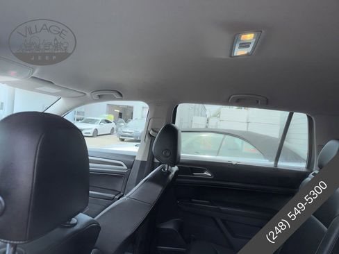 Used 2018 Volkswagen Atlas SE AWD/4WD image 12