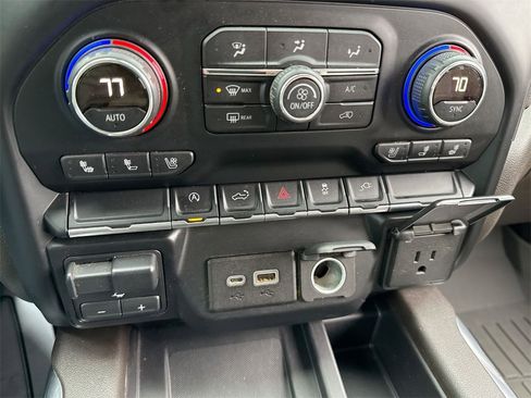 Used 2019 Chevrolet Silverado 1500 LTZ w/ LTZ Convenience Package image 19