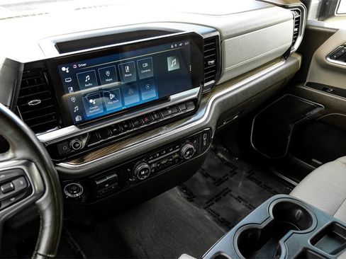 Used 2022 Chevrolet Silverado 1500 LT w/ Max Trailering Package image 22