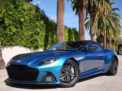 Used 2020 Aston Martin DBS Superleggera Volante image 14