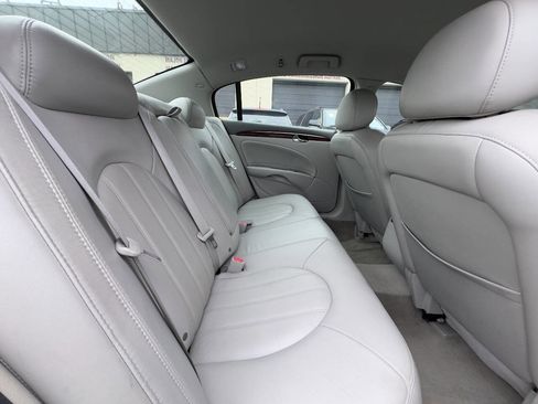 Used 2007 Buick Lucerne CXL w/ Luxury Package image 12
