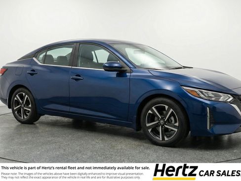 Used 2025 Nissan Sentra SV image 1