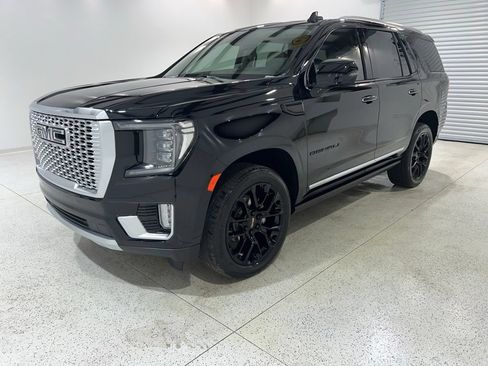 Used 2023 GMC Yukon Denali RWD image 8