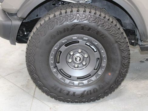Used 2025 Ford Bronco Badlands AWD/4WD image 21